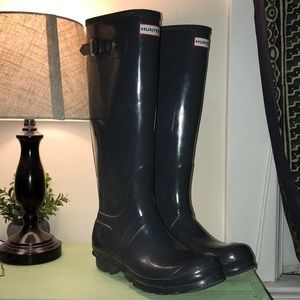 Dark Gray Hunter Tall Rainbows size 8